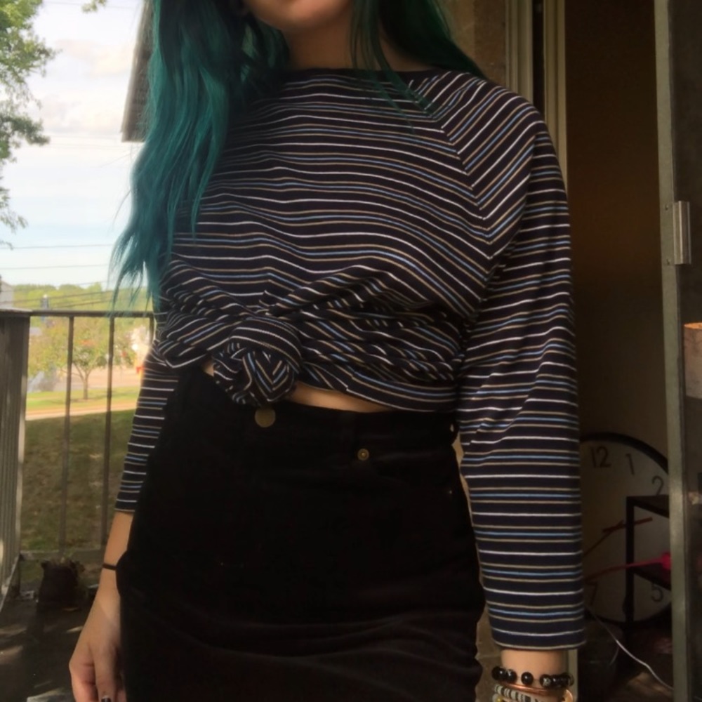 Blue and white striped long sleeve vintage top